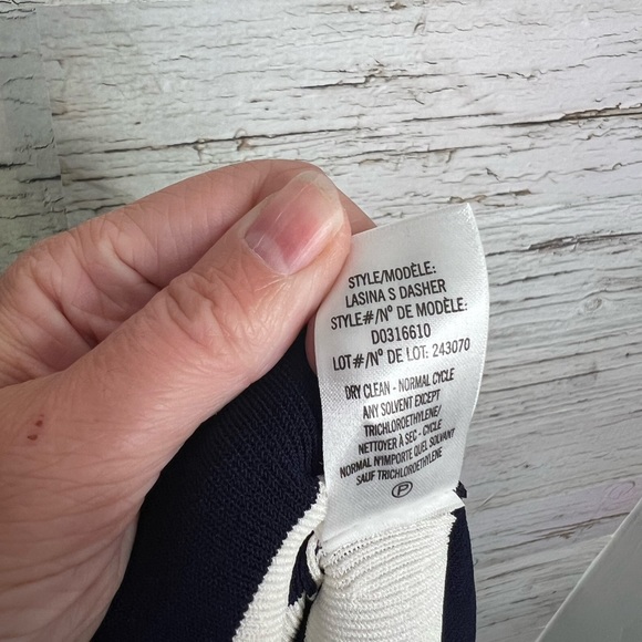 Theory Lasina Sweater Dress Navy Stripe Knit size xs blue white - Picture 9 of 9